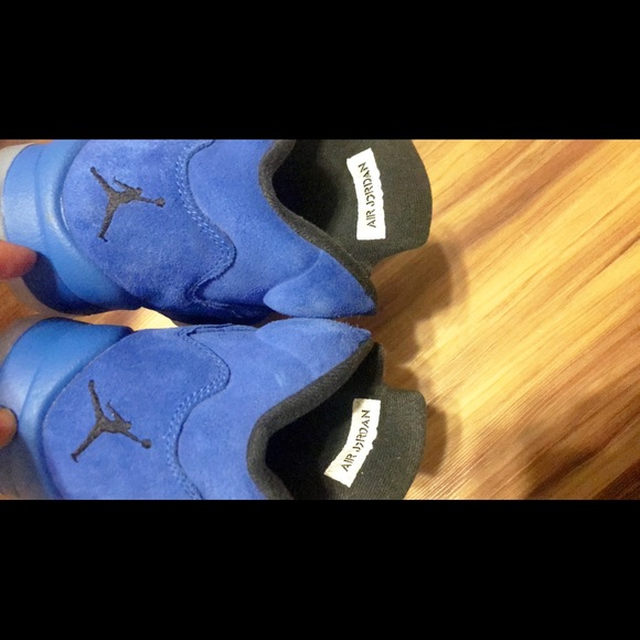 Shoes - Picture 4 of 8